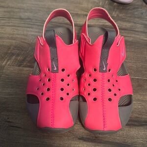 Nike Sunray Sandals size 11c minimal wear